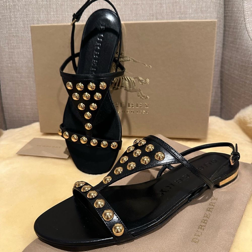 Burberry Women’s black studded leather bridle studs parnellflat sandal Sz EU 38